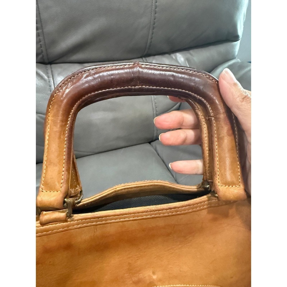 Vintage Coach Tan Leather Kiss Lock Bonnie Cashin Handle Bag 1970's - Picture 9 of 16